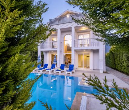 Villa Sahra