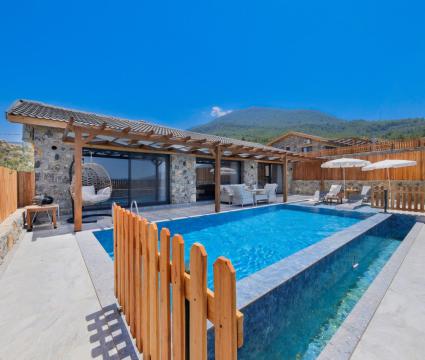 Villa Cronos