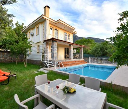 Villa Almond 1