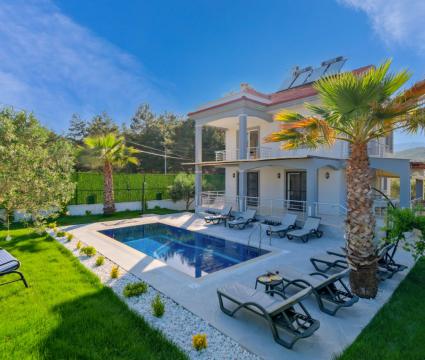Villa Mucizem