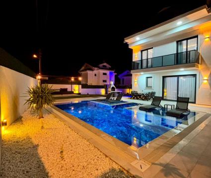 Villa Pachira 1