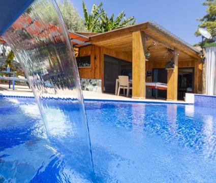 Villa Rainbow Wood
