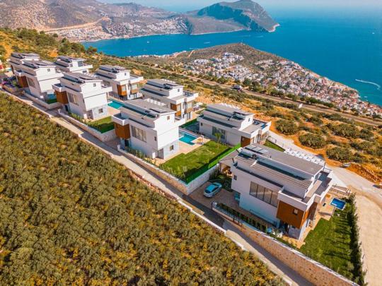 Villa Safirim