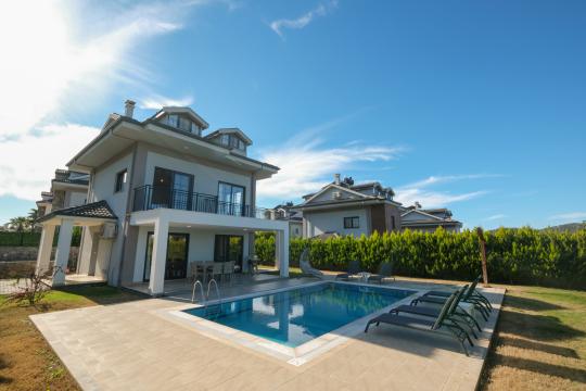 Villa Era 3