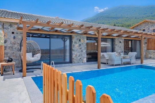 Villa Cronos