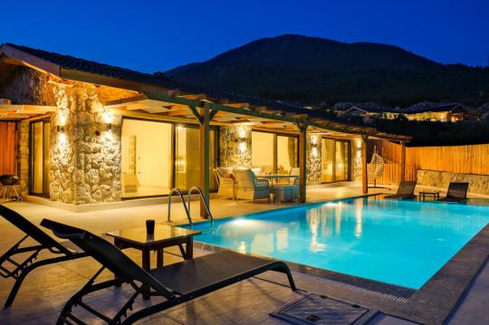 Villa Firoza