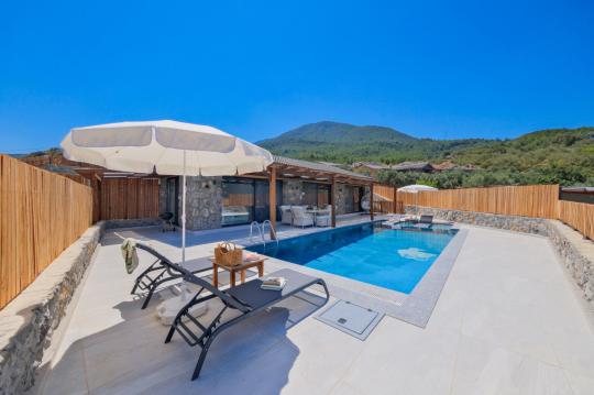 Villa Firoza