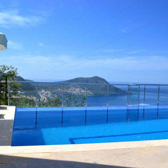 Villa Yakamoz