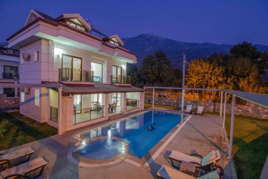 Villa Prestij  1