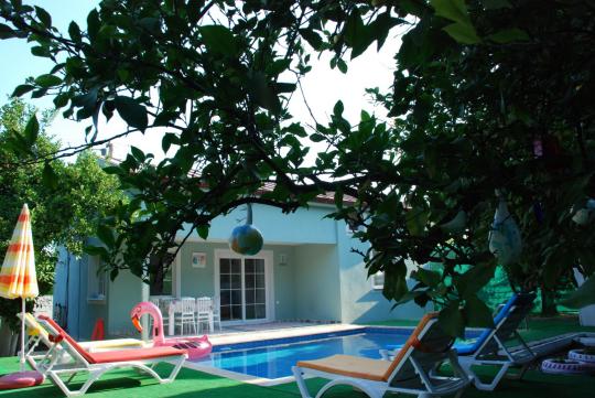 Villa Avakado