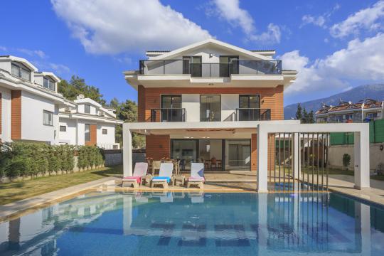 Villa Hisar Prestige A