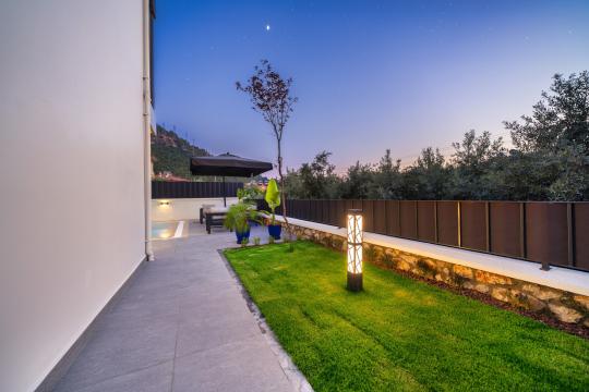 Villa Alavya