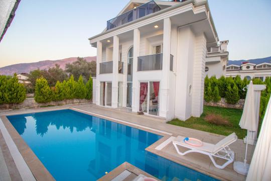Villa Silver Yunus
