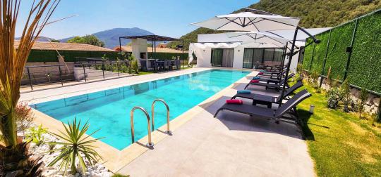 Villa Life