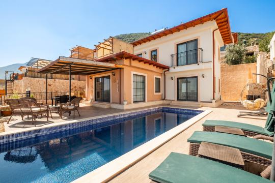 Villa Ares