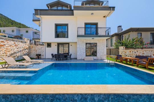 Villa Famose 1
