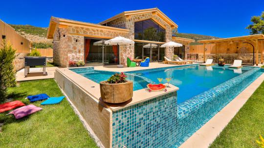 Villa Happiness