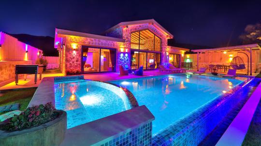Villa Happiness