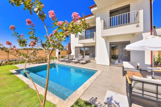 Villa-Heaven & Özel Havuzlu Kiralık Tatil Villası
