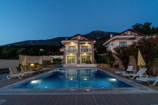 Villa Limon 1