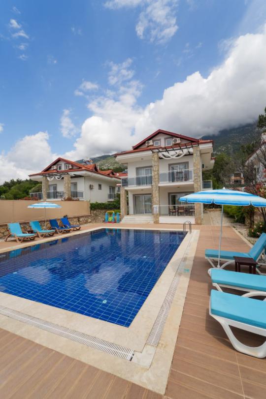 Villa Limon 2