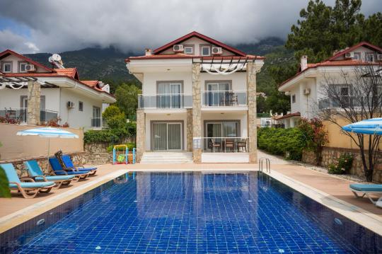 Villa Limon 2
