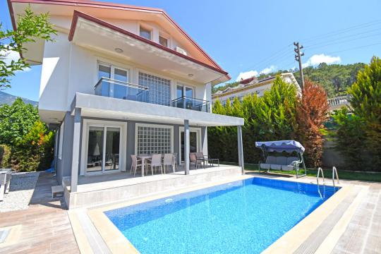 Villa Lemurya 1