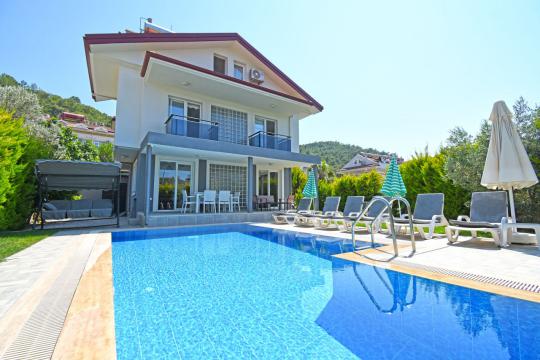Villa Lemurya 2