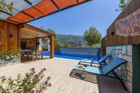 Villa Rainbow Wood