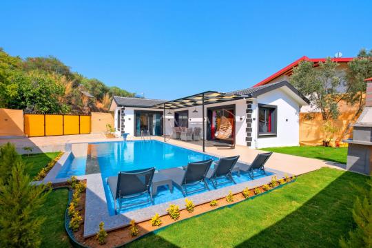 Villa Monster
